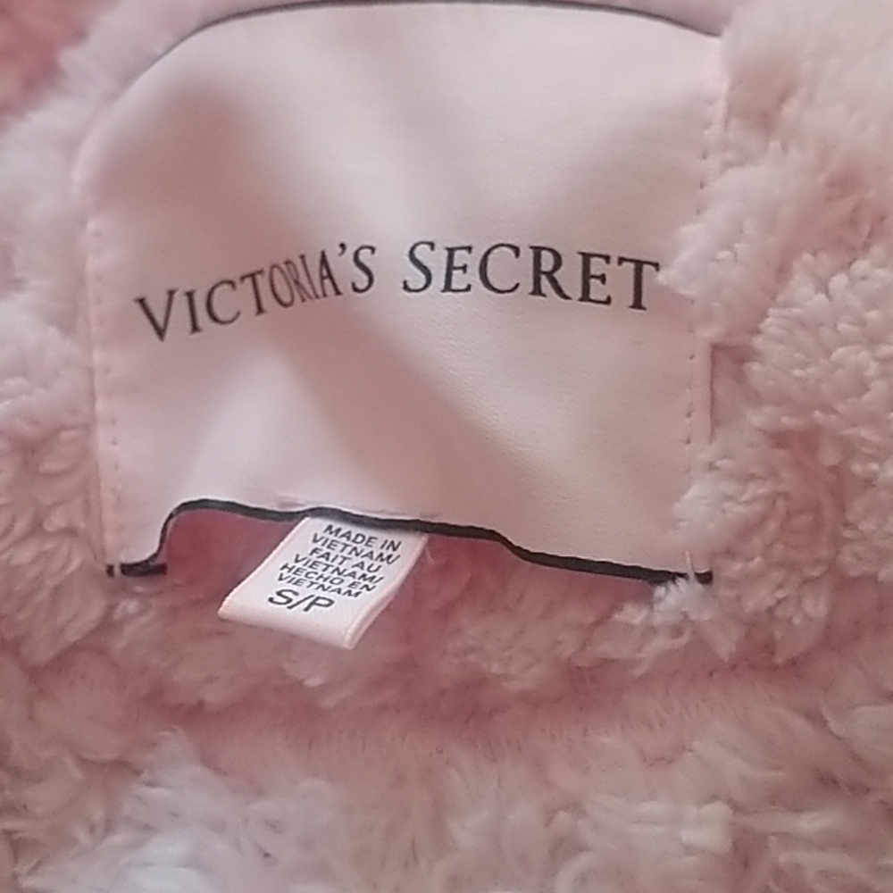 Victoria secret cute light pink robe